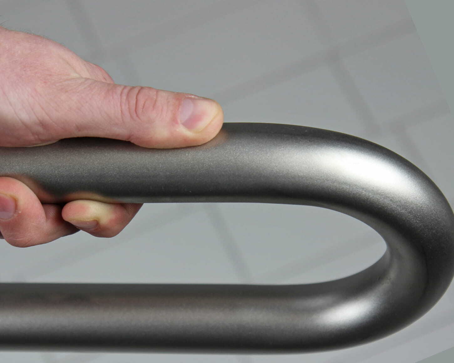 frost-1055-swing-grab-bar